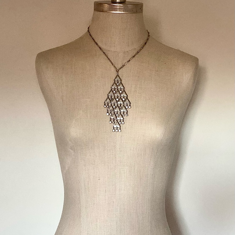 Sarah Coventry Necklace Silver Tone   Vintage Geometric design